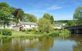 Photo of Bridge Cottage, Withypool