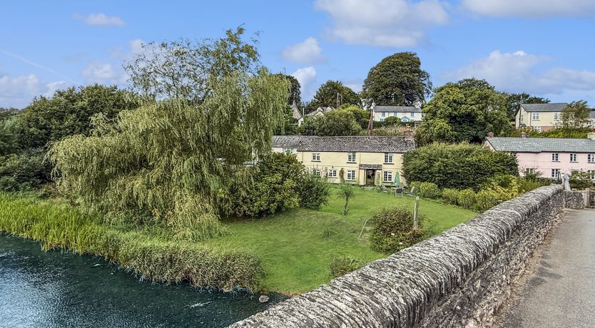 Photo of Bridge Cottage, Withypool