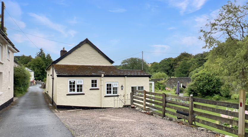Photo of Bridge Cottage, Withypool