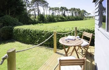 Pines, Cleeve Park Holiday Cottage
