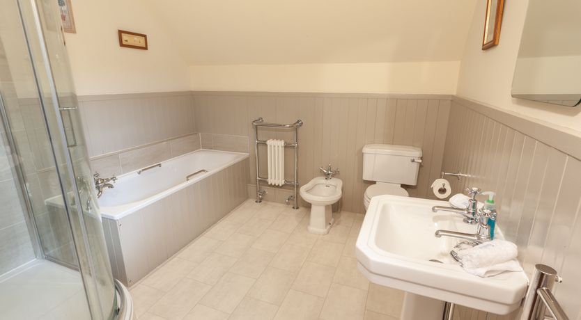 Photo of Royal Oak Cottage, Withypool