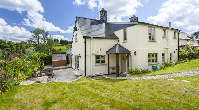 Photo of Royal Oak Cottage, Withypool