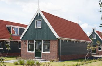 Waterland 6 Holiday Home