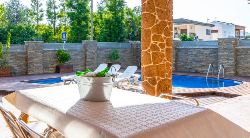 Photo of Villa Luxury Rock Tirri