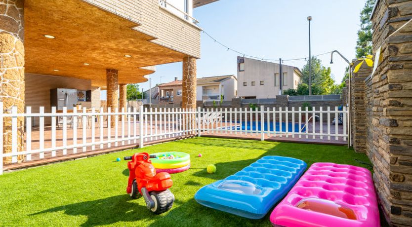 Photo of Villa Luxury Rock Tirri