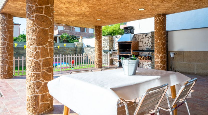 Photo of Villa Luxury Rock Tirri