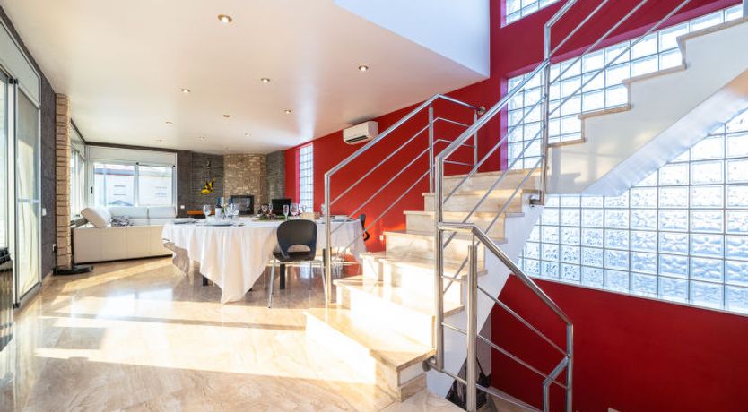 Photo of Villa Luxury Rock Tirri