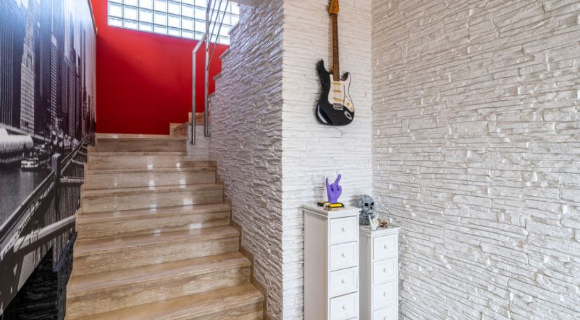 Photo of Villa Luxury Rock Tirri