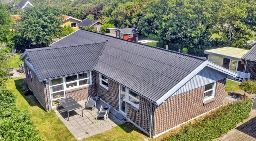 Photo of "Erle" - 1.5km from the sea