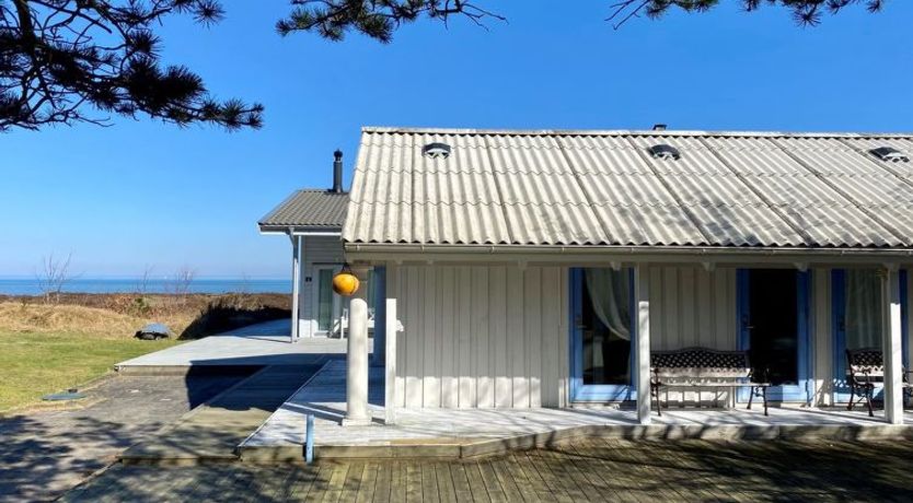 Photo of "Ilenia" - 150m from the sea