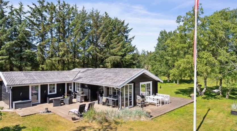 Photo of "Adser" - 600m from the sea