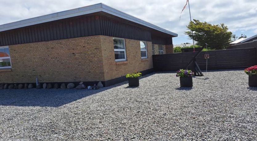 Photo of "Falk" - 900m from the sea