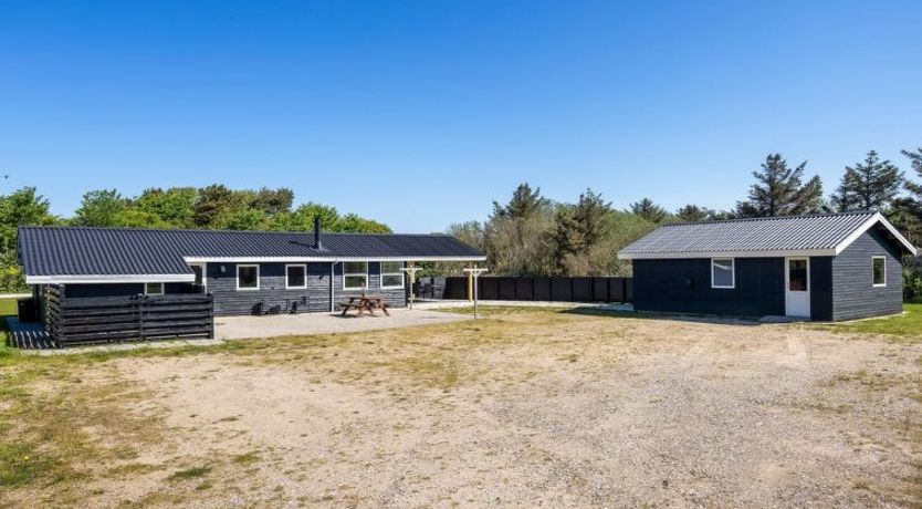 Photo of "Thorsten" - 500m from the sea