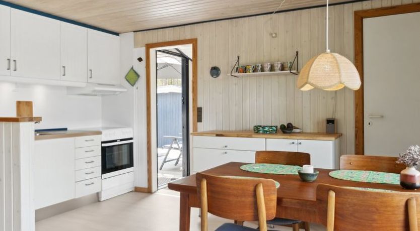 Photo of "Andy" - 600m from the sea