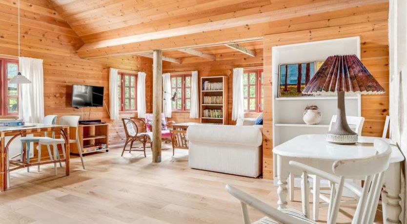 Photo of "Henke" - 100m from the sea