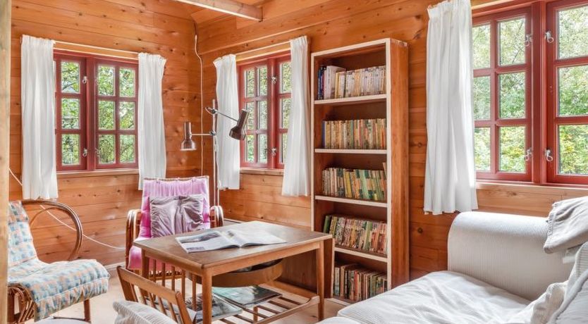 Photo of "Henke" - 100m from the sea