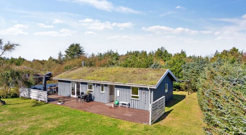 Photo of "Anelisa" - 1.2km from the sea