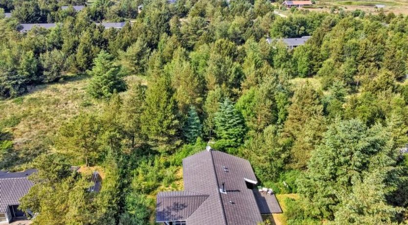 Photo of "Arlett" - 950m from the sea