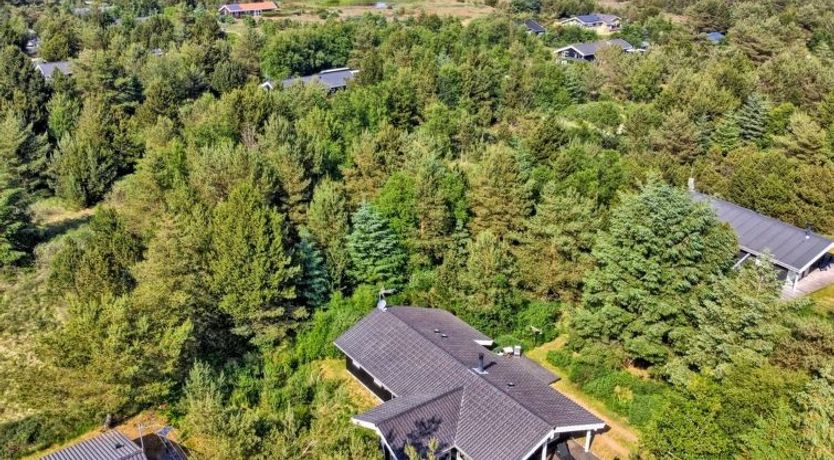 Photo of "Arlett" - 950m from the sea