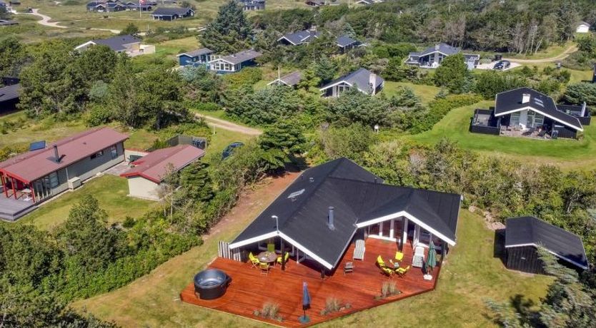 Photo of "Alban" - 700m from the sea