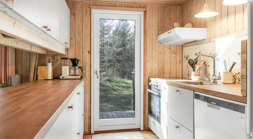 Photo of "Eriksine" - 1.9km from the sea