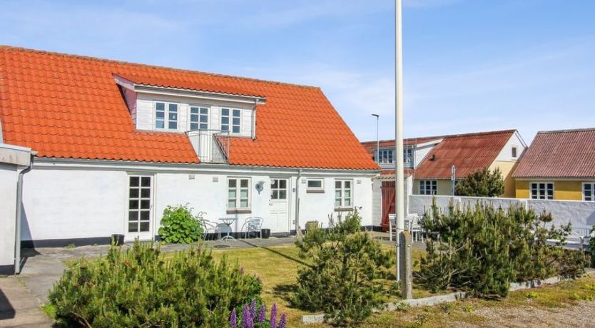 Photo of "Blome" - 350m from the sea