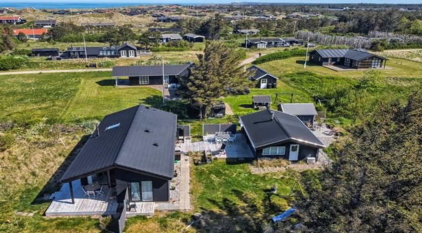 Photo of "Sampo" - 400m from the sea