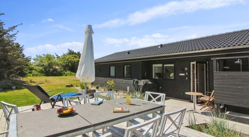 Photo of "Sampo" - 400m from the sea