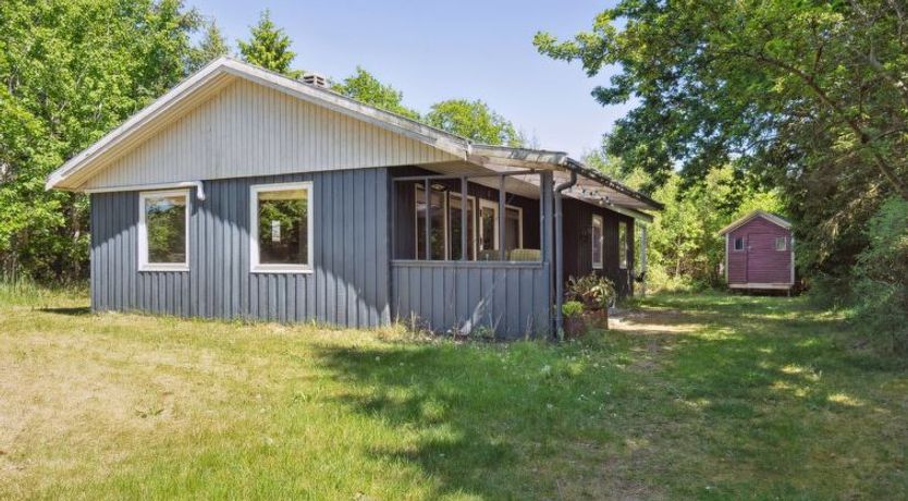 Photo of "Anya" - 600m from the sea