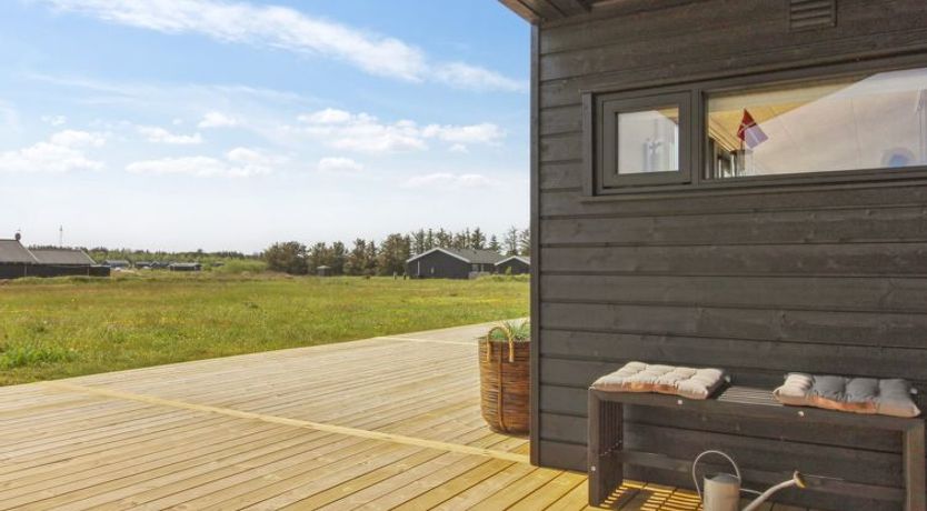 Photo of "Serey" - 1.4km from the sea