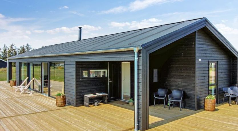 Photo of "Serey" - 1.4km from the sea