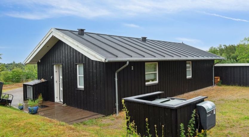 Photo of "Esmeralda" - 350m from the sea