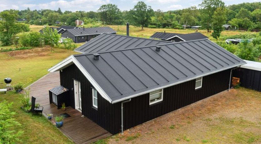 Photo of "Esmeralda" - 350m from the sea