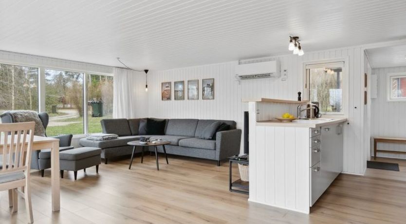 Photo of "Dome" - 7km from the sea