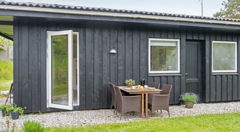 Photo of "Lenaya" - 1km from the sea