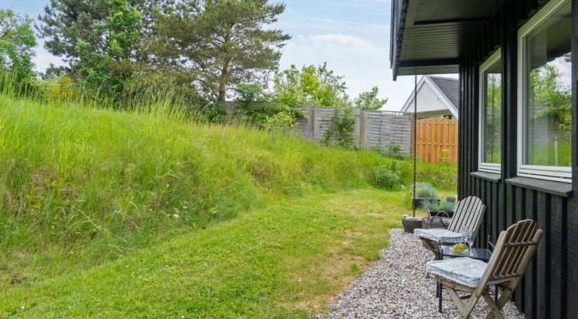 Photo of "Lenaya" - 1km from the sea