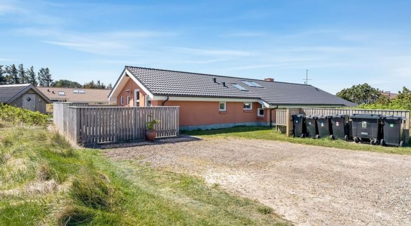 Photo of "Jenvold" - 600m from the sea