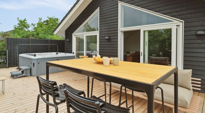 Photo of "Nona" - 150m from the sea