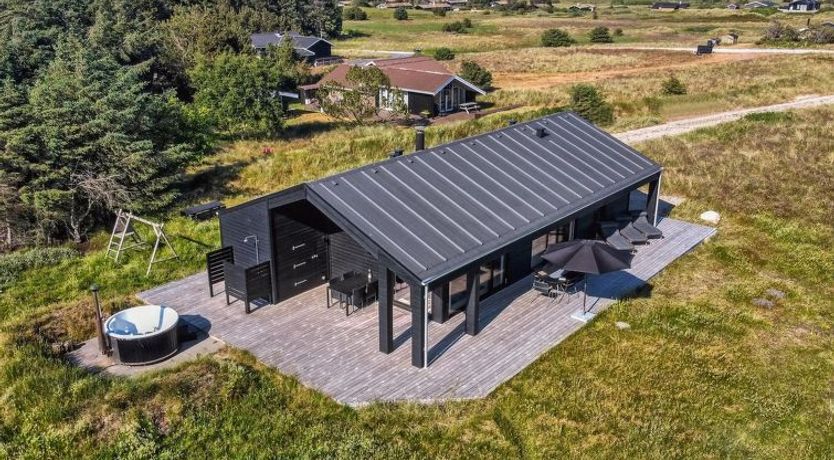 Photo of "Ascan" - 600m from the sea