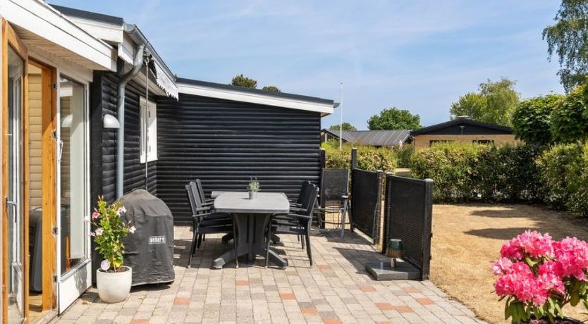 Photo of "Sari" - 250m from the sea