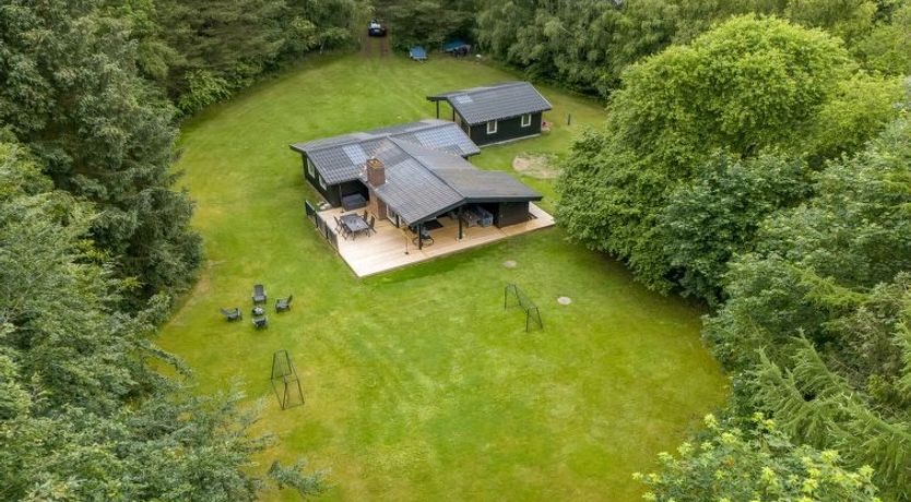 Photo of "Gudrid" - 250m to the fjord