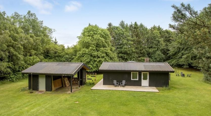 Photo of "Gudrid" - 250m to the fjord