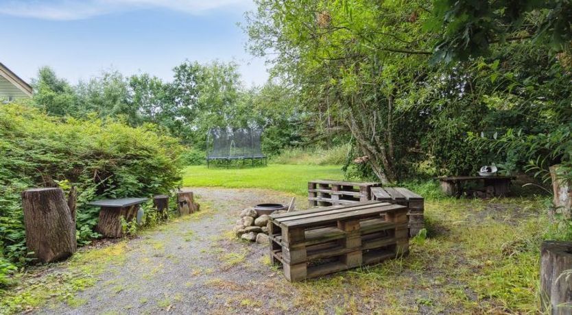 Photo of "Gunlög" - 1.3km from the sea