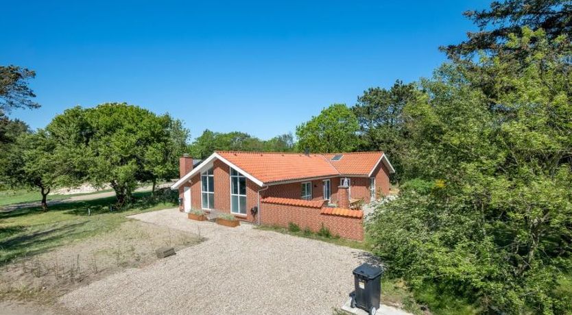 Photo of "Anniesette" - 1.5km from the sea