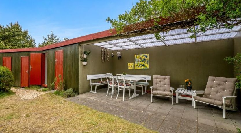 Photo of "Sisko" - 800m from the sea