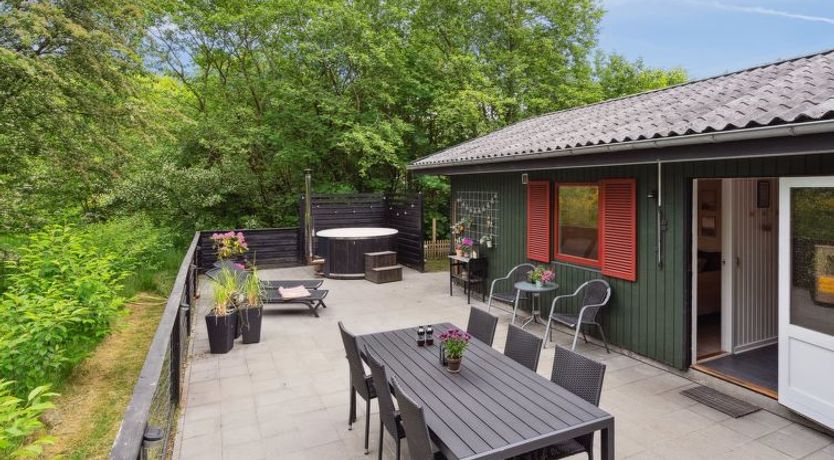 Photo of "Nyalle" - 30km from the sea