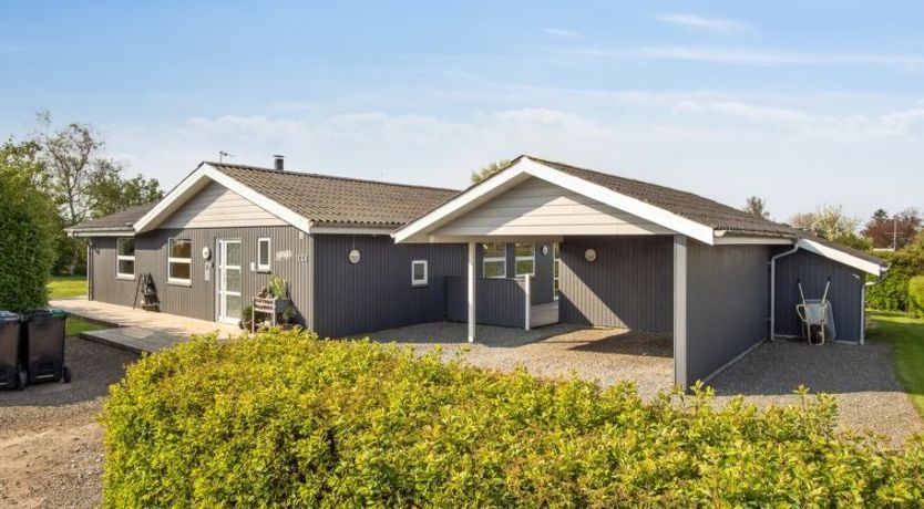 Photo of "Anella" - 200m from the sea