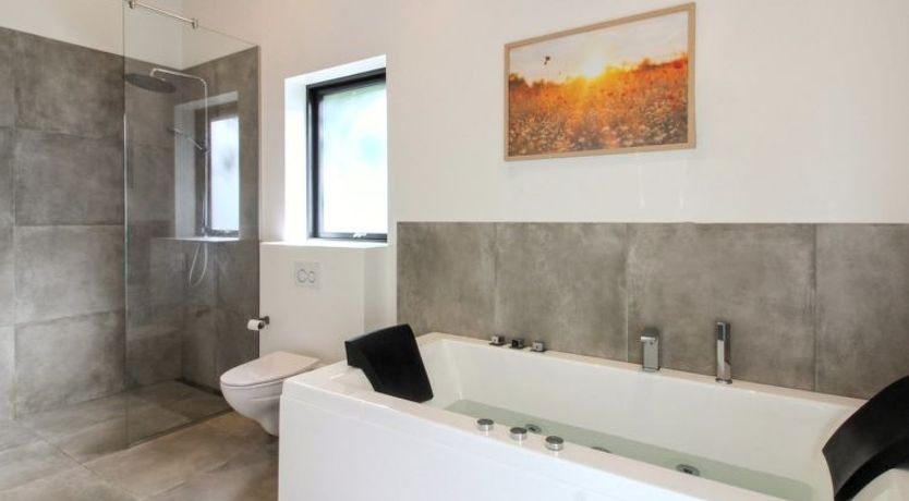 Photo of "Robert" - 30km from the sea