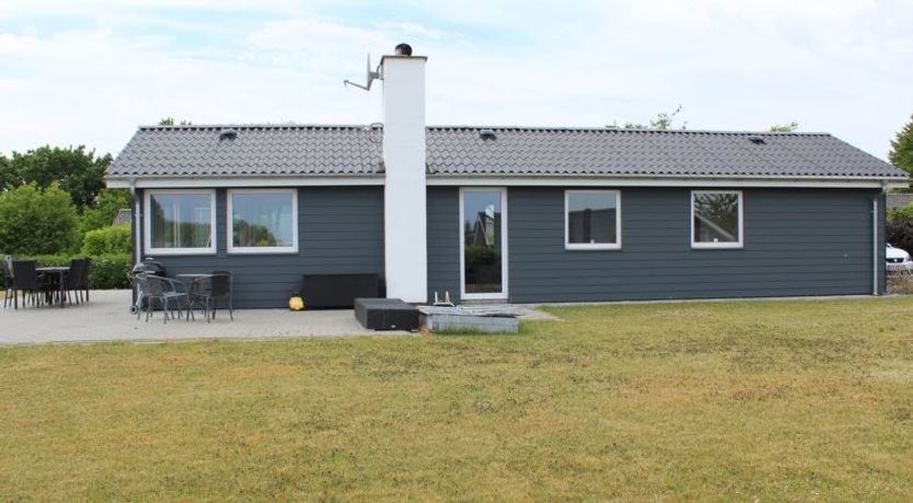 Photo of "Jannik" - 300m from the sea