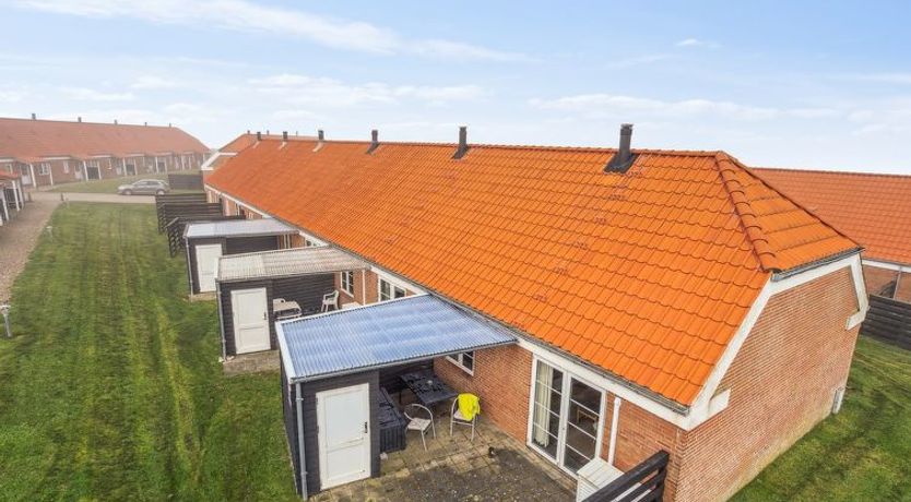 Photo of "Ubbe" - 200m from the sea